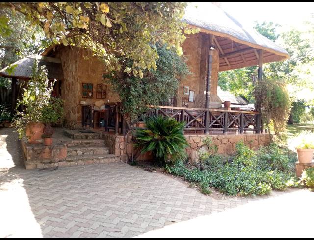 12HA SMALLHOLDING FOR SALE IN GROOTFONTEIN